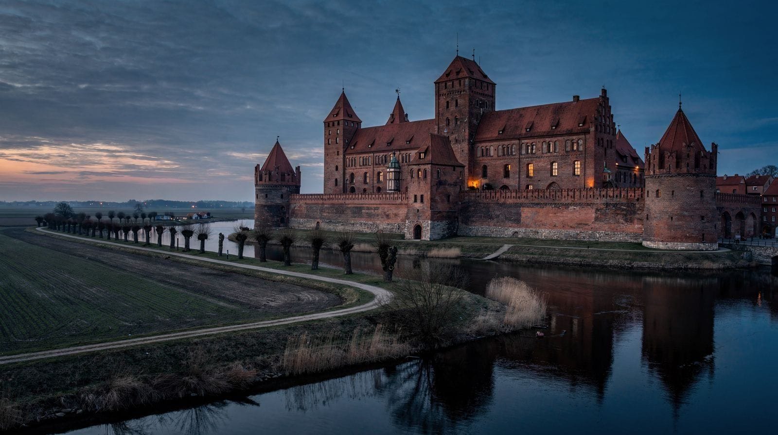 El récord de Malbork como 'el mayor castillo de ladrillo', explicado