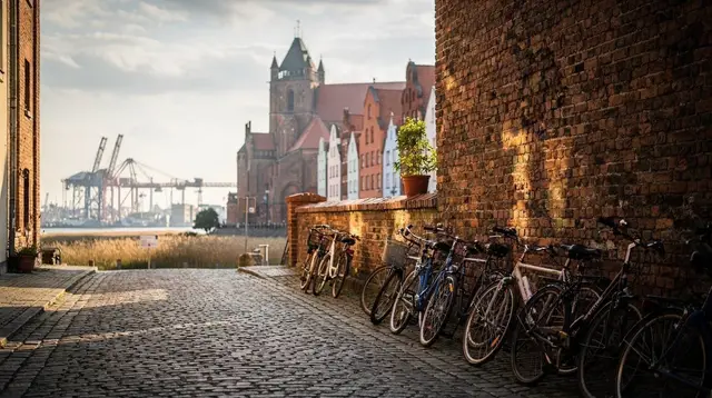 Cycling the Tricity: Gdańsk to Sopot to Gdynia by Bike