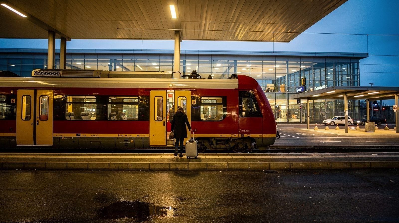 De l'aéroport de Gdańsk au centre-ville : rejoindre la vieille ville depuis GDN