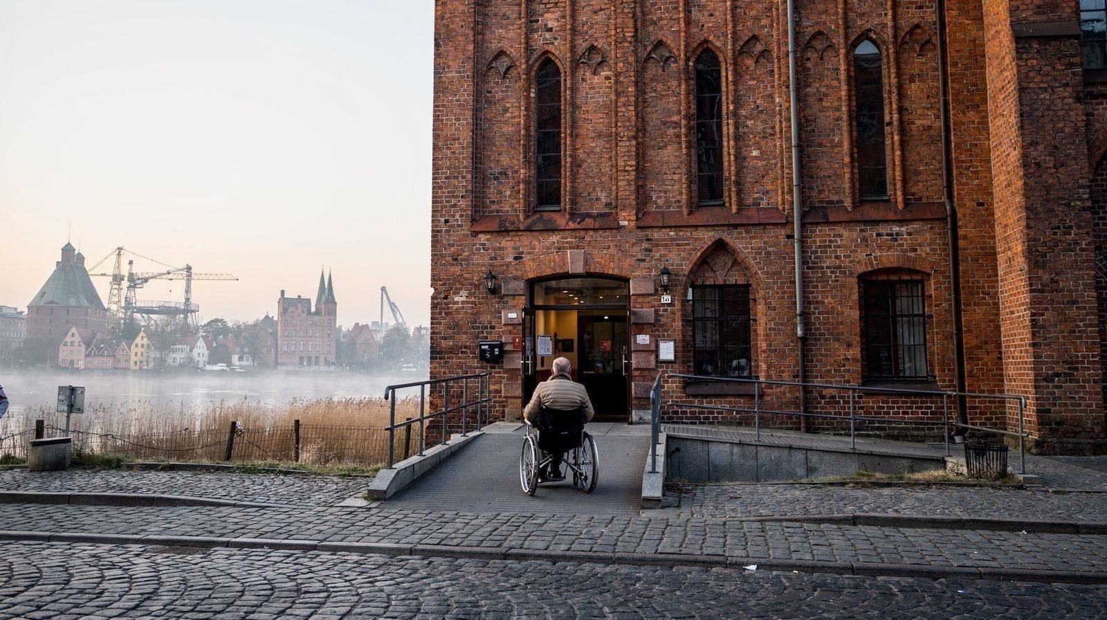 Gdańsk Wheelchair Accessibility Guide: What Actually Works