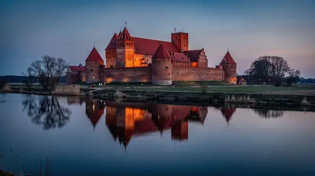 Malbork Castle: Visiting the World's Largest Brick Fortress